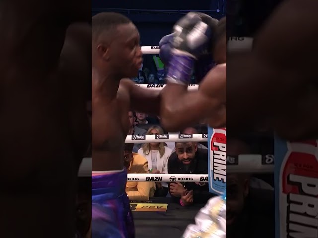 Deji dodges Swarmz's punches 😮‍💨 | Misfits Boxing