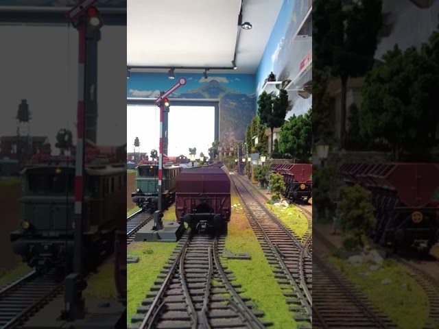 Mega Spur 1 Traum Eisenbahn Anlage - Modellbahn mit Dampflok