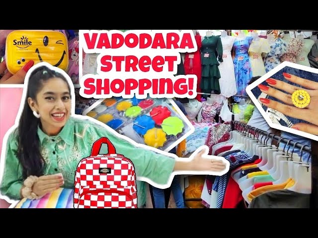 Shopping from Streets!🎀🛍😍 *Clothes, Backpack, Bedsheet...* | Riya's Amazing World