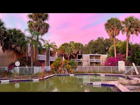 Astonishing ABANDONED Florida Resort Near Disney