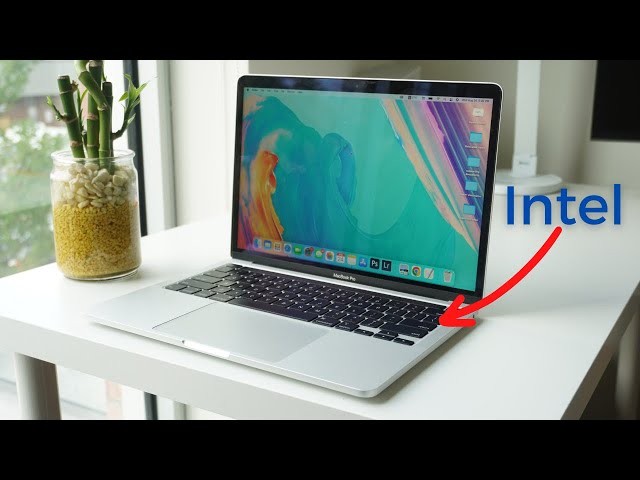 Are Intel MacBooks Still Worth It In 2022? (Super Long Term Review)
