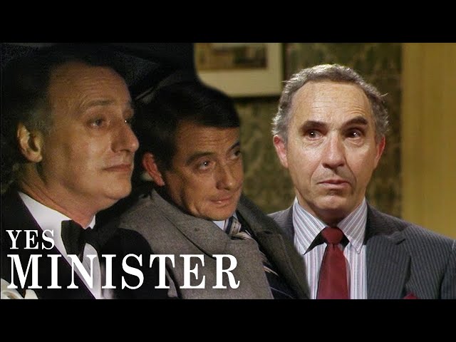 Humphrey Sets Up A Dinner | Yes Minister | BBC Comedy Greats