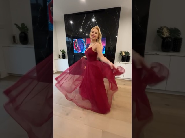 Can’t Get Enough: #Prom Elegance with Nina’s Collection Boutique #TheOfficialPromStore 🛍️👗
