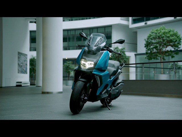 Clip: The new BMW C 400 X