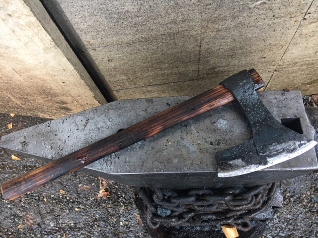 Forging a Viking axe from scrap 2