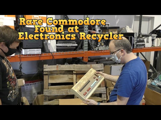 Rare Commodore Systems Found at Electronics Recycler