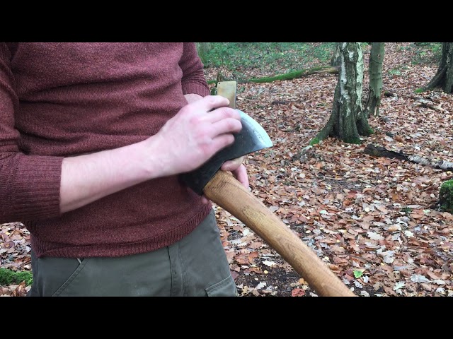 How to sharpen an Axe with a DC4 pocket stone