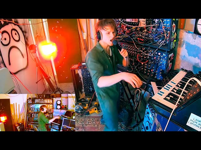 DAYDREAMER - Look Mum No Computer Live Synth Electro Performance