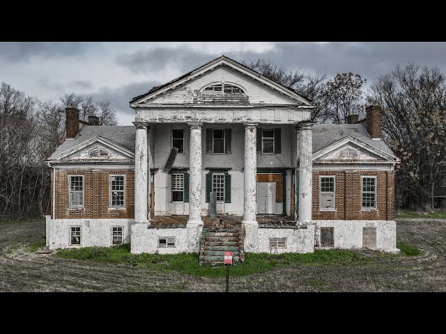 Exploring a 200 Year old Abandoned Plantation Mansion | Most Haunted in the State