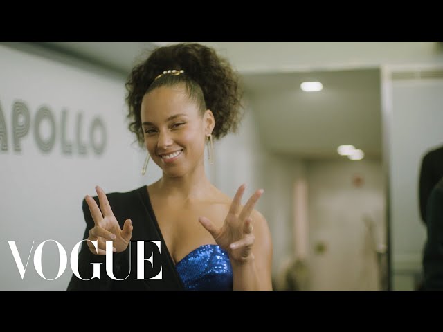 Alicia Keys Gets Ready for Apollo’s Stage | Vogue