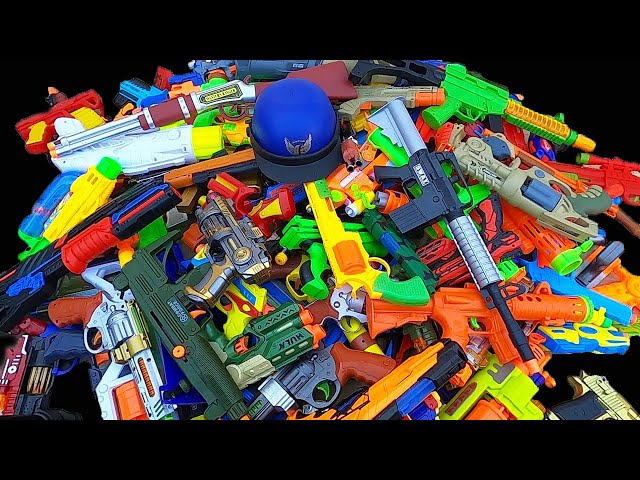 A Lot of Toy Guns - Toy Pistols in the 3 Box.