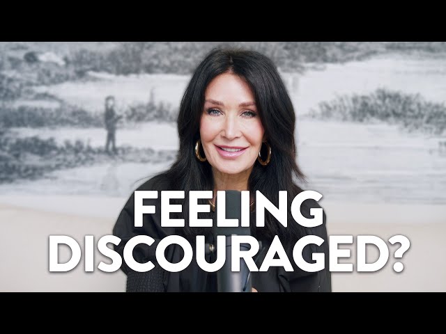 Overcoming Discouragement with THESE Scriptures | April Osteen Simons