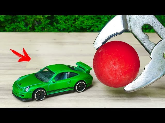 EXPERIMENT: Glowing 1000 degree Metal Ball vs TOY CAR 911