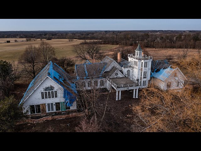 Everything Left Behind at Abandoned $20 Million Dollar Chicago Mansion