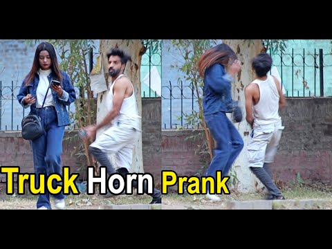 Truck H-O-R-N Prank (FUNNY REACTIONS) | LahoriFied