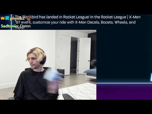 xQc breaks & throws his Controller after Losing