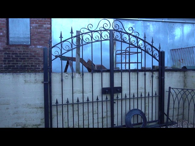 Forge Vlog #007 Gates, Gates and more Gates