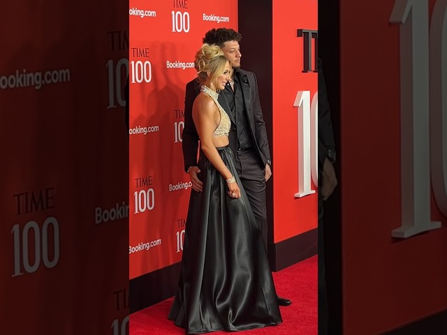 #BrittanyMahomes and #PatrickMahomes have arrived to #Time100 for a parents night out. 🤗 #shorts