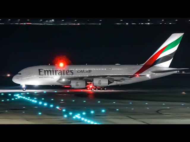 20 MINUTES of GREAT Night Plane Spotting at Melbourne Airport Australia [YMML/MEL]