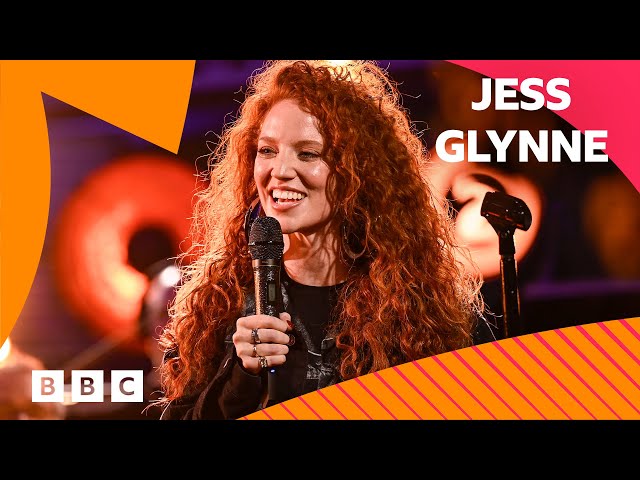 Jess Glynne - Enough (Radio 2 Piano Room)
