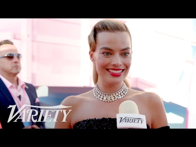 Margot Robbie Gets Excited About Taking a Picture With Nicki Minaj at the Barbie Premiere