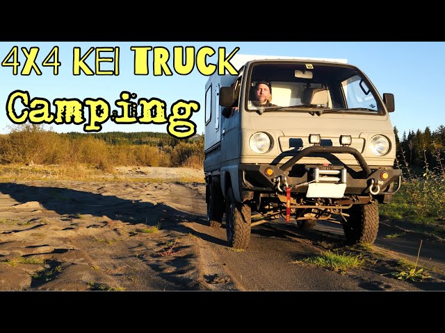4x4 camper Suzuki Carry mini kei truck Fall camping trip.