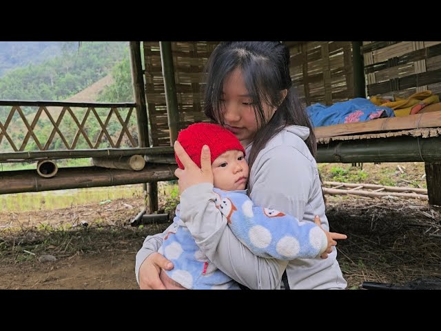 1 month: 17 year old single mother - building a new life - full of difficulties