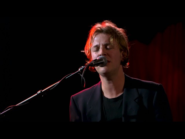 Tom Odell - Another Love (Live at KROQ)