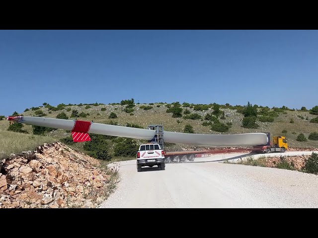 Transporting Huge Wind Turbine Blades And Generators - Anipsotiki SA