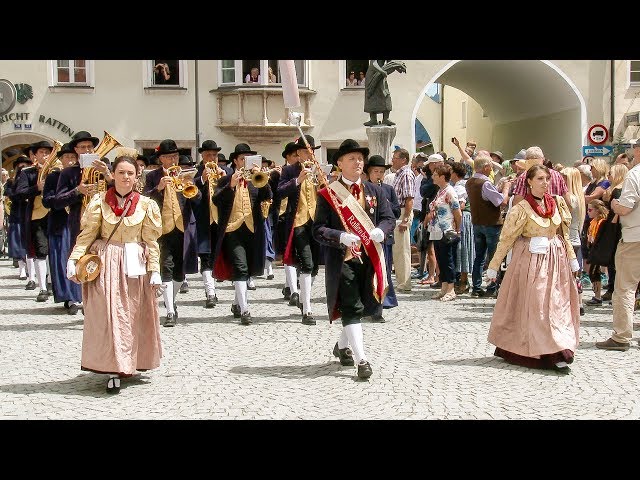 Marching parade - Rattenberg (Austria)