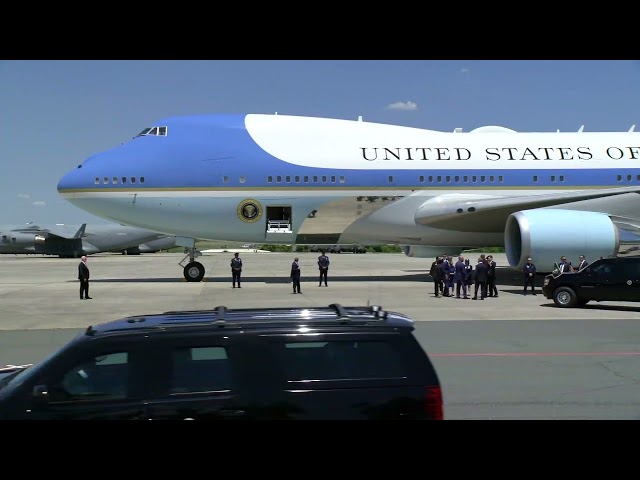 Biden arrives in NC to visit with families of officers killed and wounded officers: RAW VIDEO