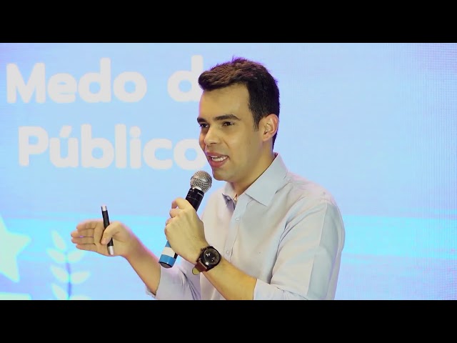 Como perder o medo de falar em público e alavancar sua carreira  | Thiago França | TEDxIbituruna