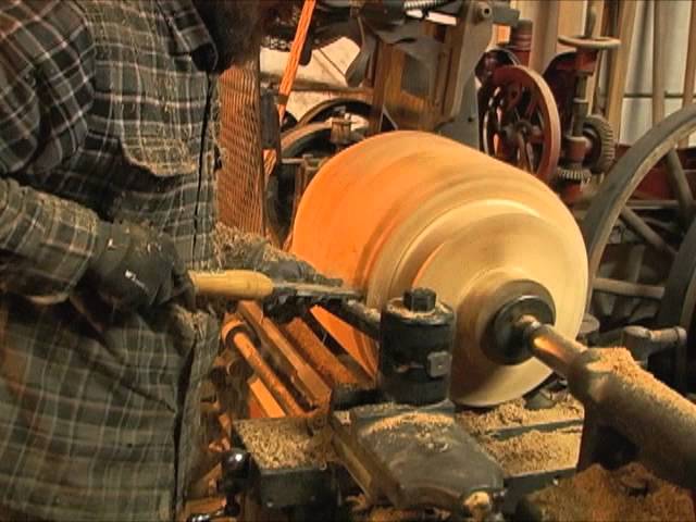 Using an Antique South Bend Lathe to Turn Large 300# Wagon Hubs