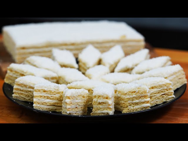 The EASIEST 🎅 CHRISTMAS CAKE ❄️ Snow White Cake 🍋 LEMON 🍋 | Chef Paul Constantin