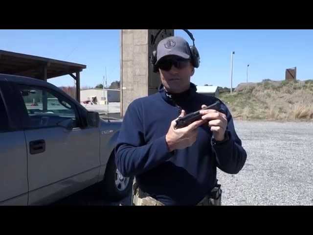 Ernest Langdon Teaches Proper Tactical Pistol Shooting Grip and Stance at Beretta Tactical Summit