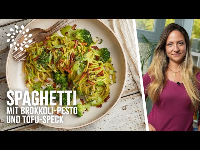 Spaghetti with broccoli pesto and tofu bacon  🍝🥦