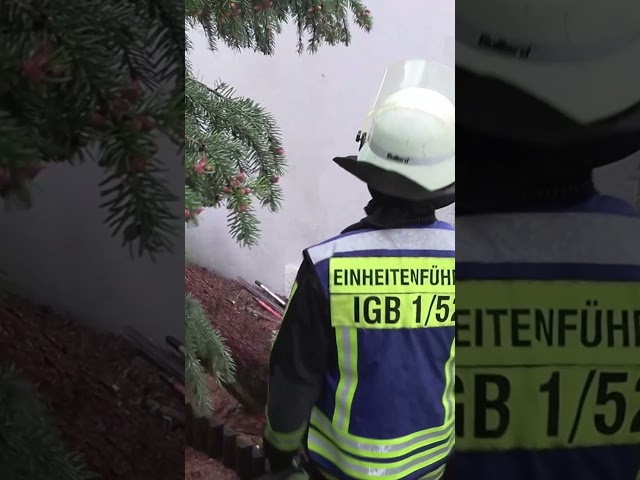 Feuerwehr im Dauereinsatz: Videos zeigen Ausmaß der Sturmschäden in Deutschland