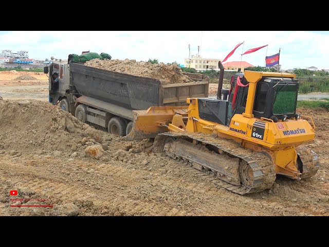 Great Stuck Fly Dump Truck Dirt Super Heavy Help Komatsu Dozer & Matador Excavator