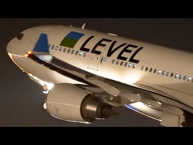 8 LATE NIGHT Airbus A330 Takeoffs | Montreal Airport Plane Spotting