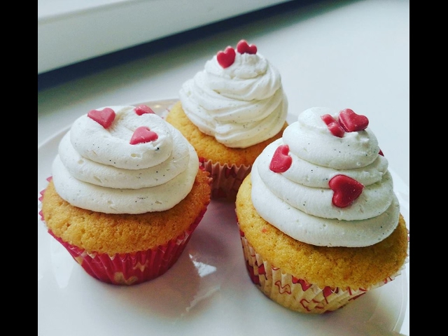 Valentýnské vanilkové cupcaky | Videorecept | CZ HD recipe