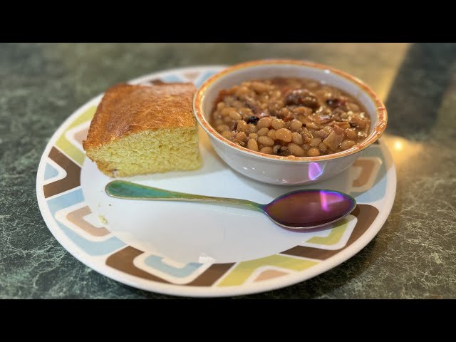 Big Weather's Big Recipe: Crockpot Sah-Weet Beans
