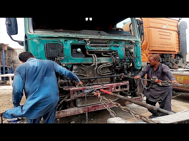Mercedes Truck Accident Cabin Repairing  full video || Truck World 1 ||