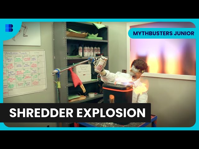 Dust + Spark = Kaboom! - Mythbusters Junior - S01 EP106 - Science Documentary