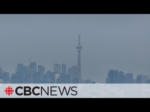 Toronto has poor air quality right now. How much of a health risk does that pose?