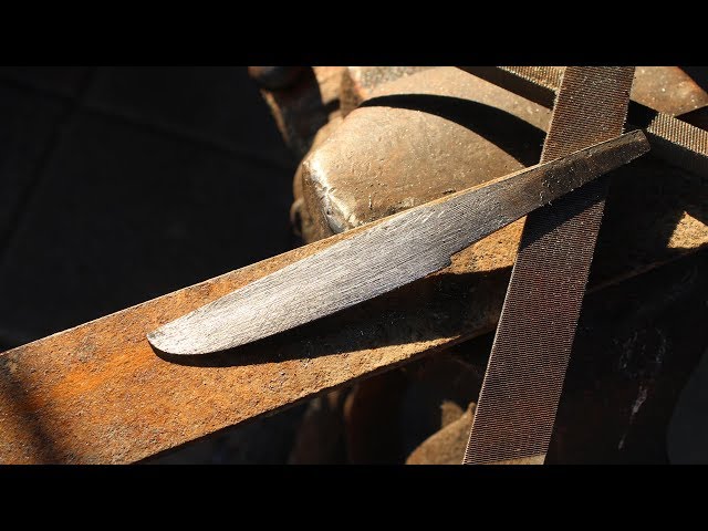 From ore to Kaiken knife - Part 5: filing and clay-hardening the kaiken, yaki ire - Knifemaking