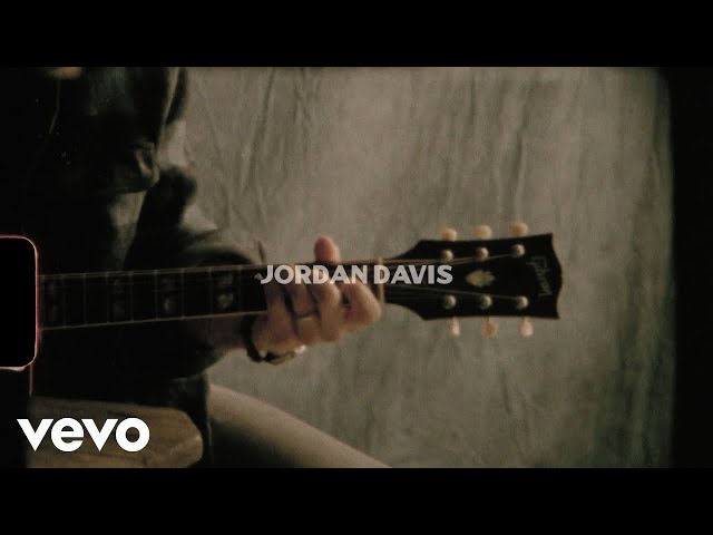 Jordan Davis - Buy Dirt (About The EP)