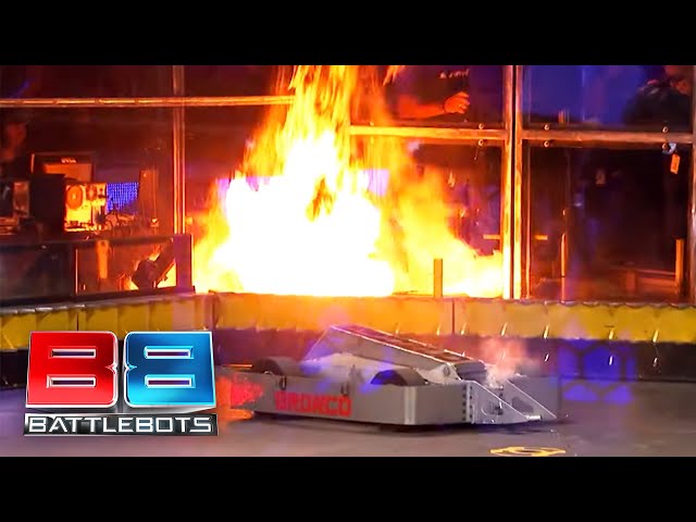 GIGANTIC FLAMES IN THE BATTLE BOX | Stinger vs. Bronco | BattleBots