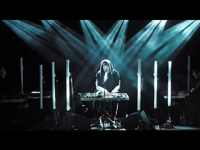 SOHN - Lights (Live Tremors Tour Video)