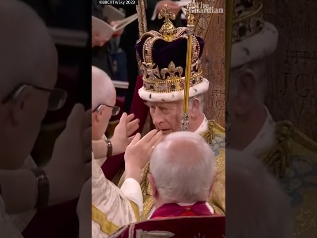 Moment King Charles III is crowned