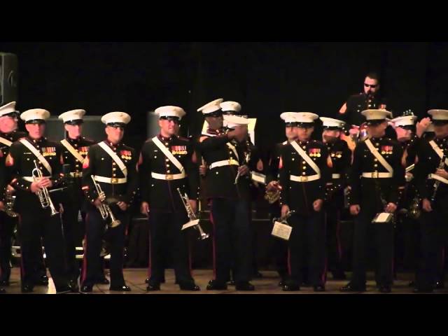 "Gangnam Style / Thunderstruck" live by the Third Marine Aircraft Wing Band
